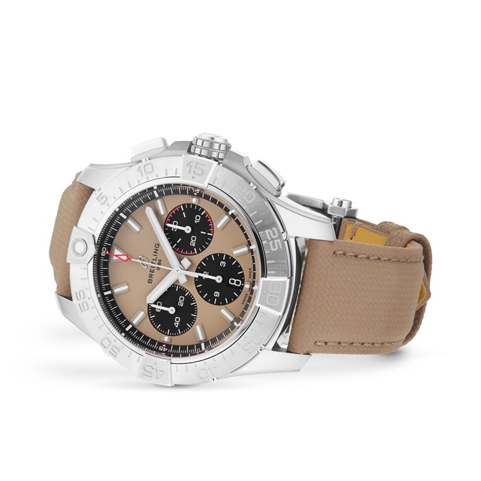 Breitling Avenger B01 Chronograf 44 mm Zegarek męski Beżowa skóra AB0147101A1X1 - obrazek 3