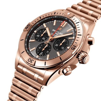 Breitling Chronomat B01 42 18-karatowy zegarek z czerwonego złota RB0134101B1R1 - obrazek 2