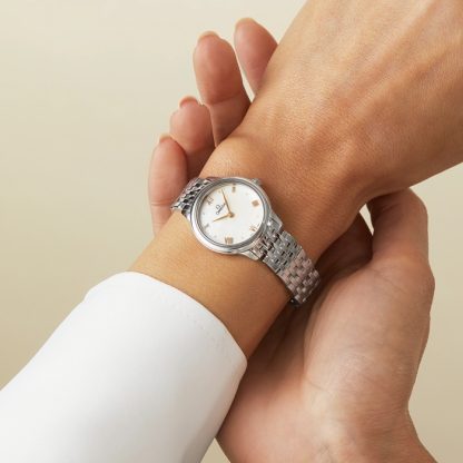 Omega De Ville Prestige Zegarek damski kwarcowy 27,5 mm Biały O43410286005001 - obrazek 2