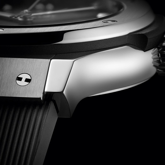 Zegarek Hublot Classic Fusion Titanium 33 mm Czarny 581.NX.1470.RX - obrazek 4